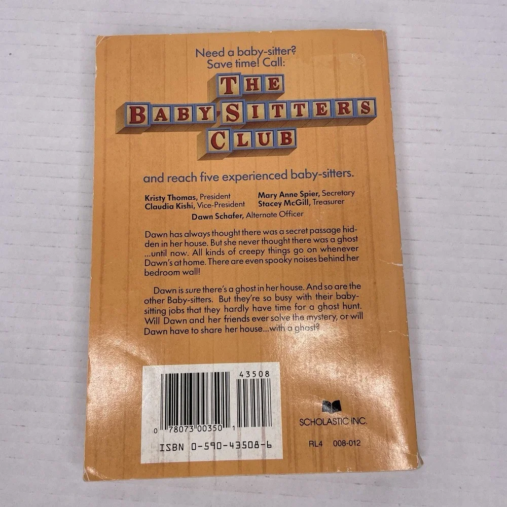BABYSITTERS CLUB The Ghost At Dawns House #9 (Ann M.‎ Martin, 1988)